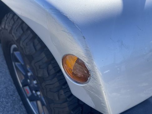 Used 2011 Jeep Wrangler Sahara image 30