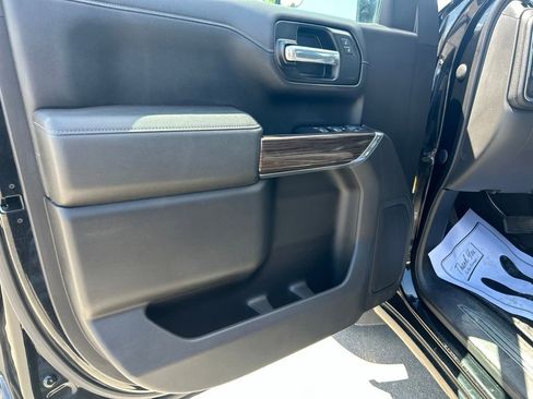 Used 2021 Chevrolet Silverado 1500 LT AWD/4WD image 10