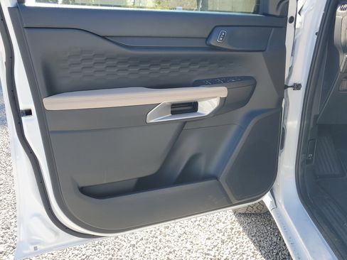 New 2025 Ford Ranger XLT w/ Equipment Group 301A High image 15