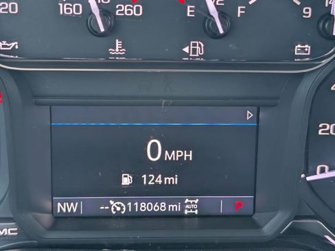 Used 2020 GMC Sierra 1500 Elevation w/ Elevation Value Package AWD/4WD image 10