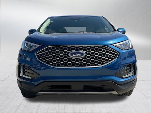 Used 2024 Ford Edge SEL w/ Convenience Package AWD/4WD image 2
