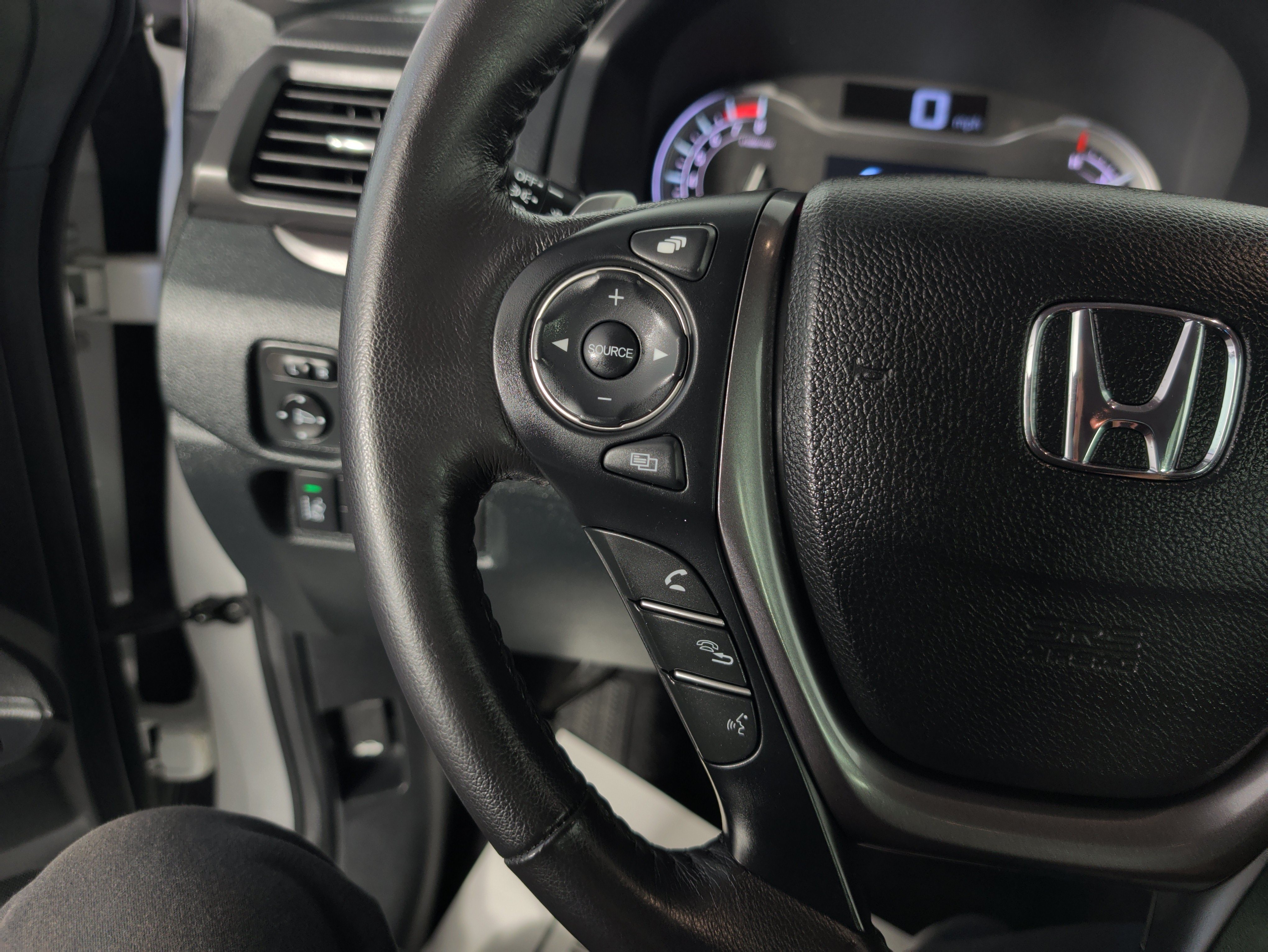Certified 2023 Honda Ridgeline RTL image 24