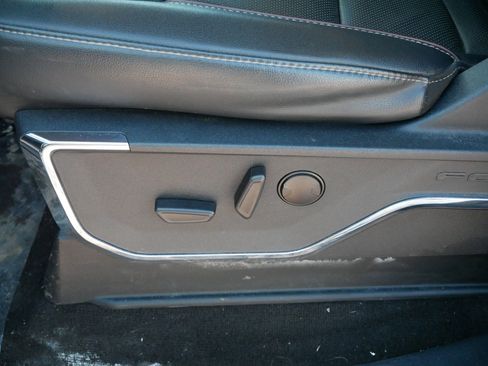 Certified 2022 Ford F150 Lariat w/ Equipment Group 501A Mid image 18