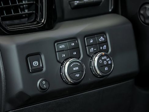 New 2026 GMC Sierra 1500 AT4 w/ Technology Package AWD/4WD image 15