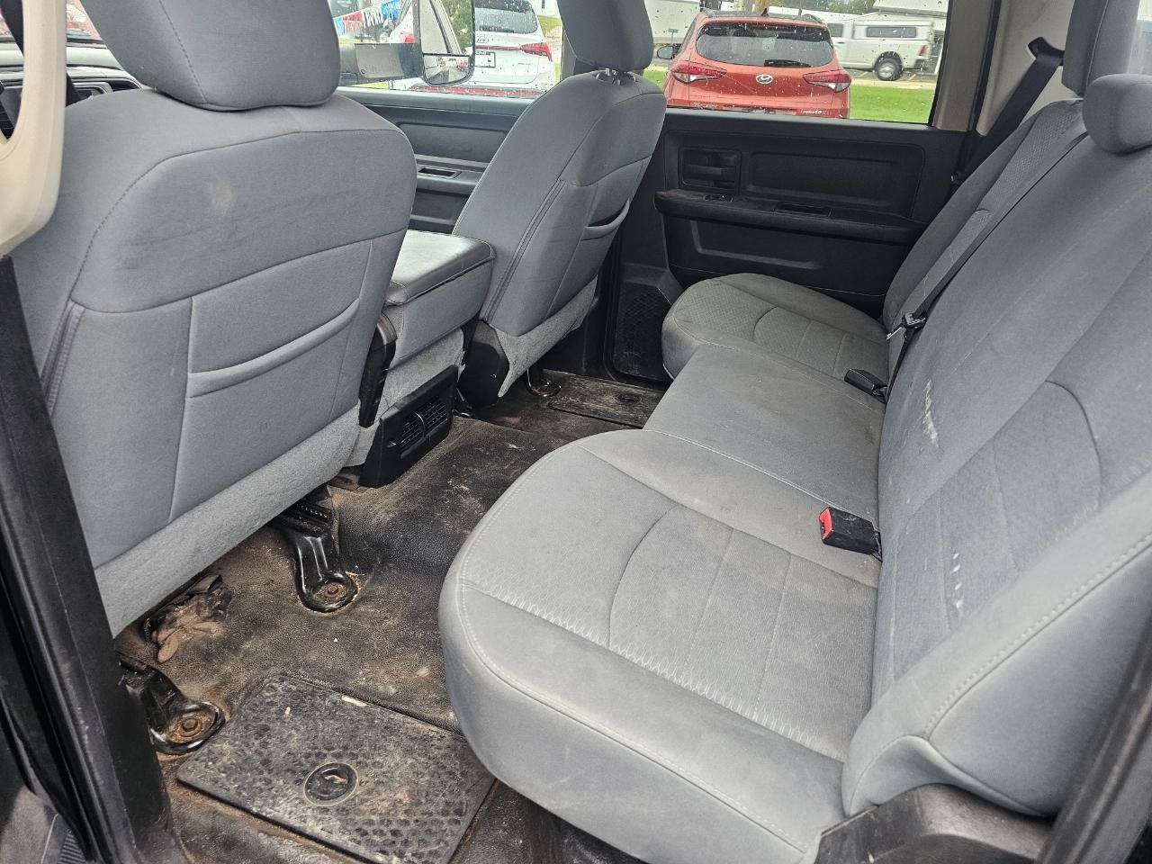 Used 2013 RAM 3500 Tradesman w/ Chrome Appearance Group RWD image 8