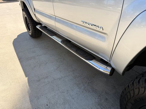 Used 2013 Toyota Tacoma PreRunner w/ SR5 Pkg RWD image 11
