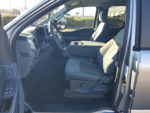 Certified 2022 Ford F150 XLT w/ Trailer Tow Package image 12