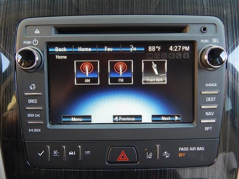 Used 2016 Chevrolet Traverse LTZ AWD/4WD image 19
