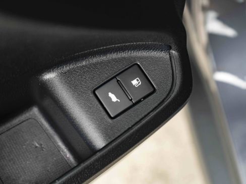 Used 2020 Honda Pilot Elite image 40