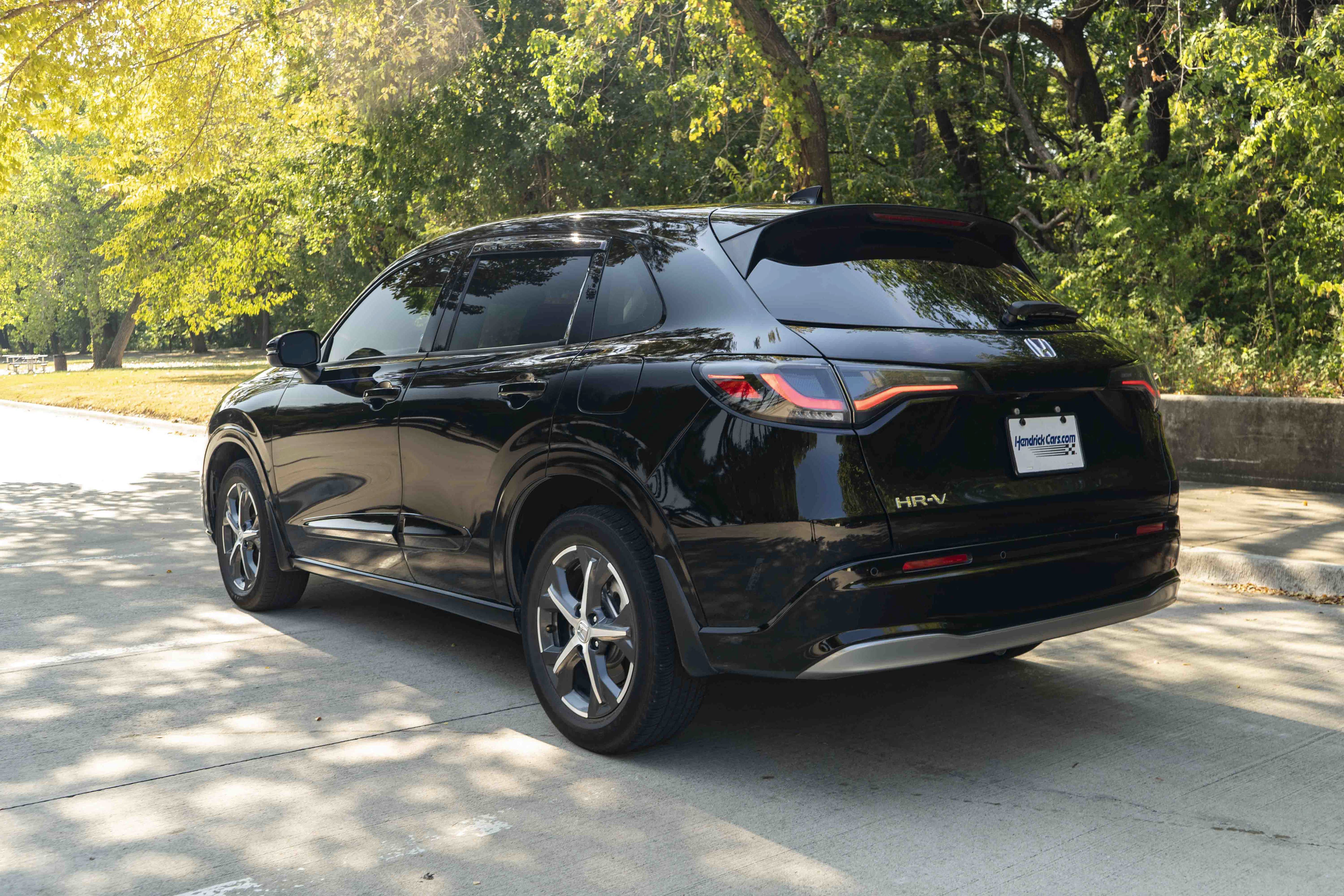 Used 2023 Honda HR-V EX-L image 7
