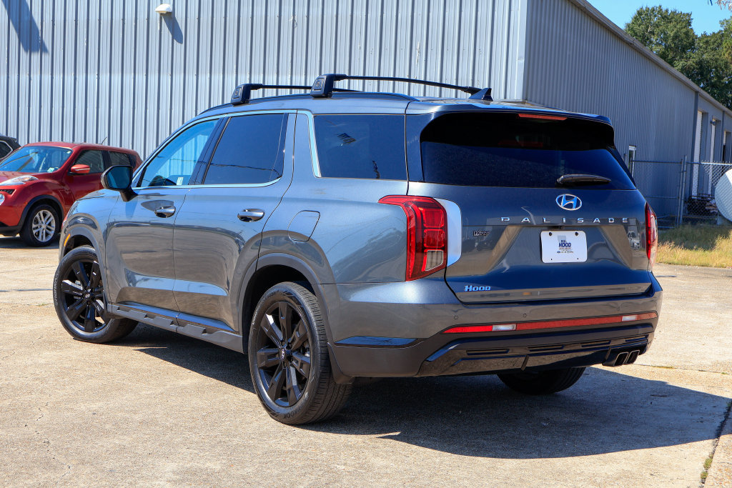Used 2024 Hyundai Palisade XRT FWD image 2