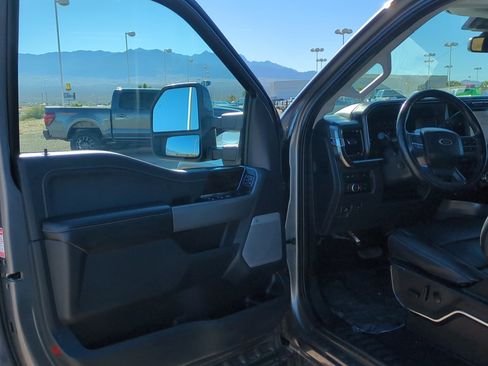 Used 2024 Ford F350 Lariat image 11