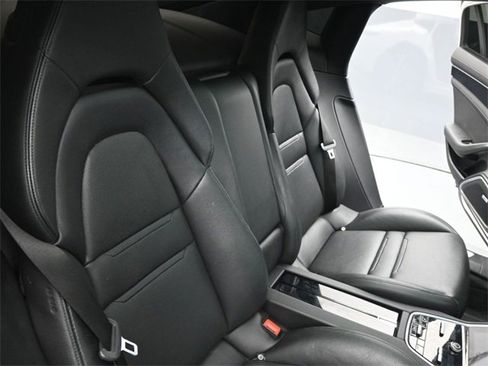 Used 2018 Porsche Panamera 4S image 24