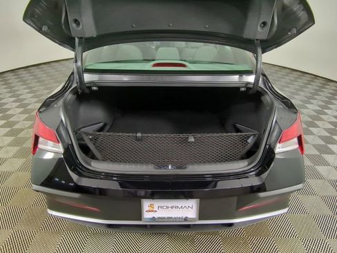 New 2026 Hyundai Elantra SE image 35