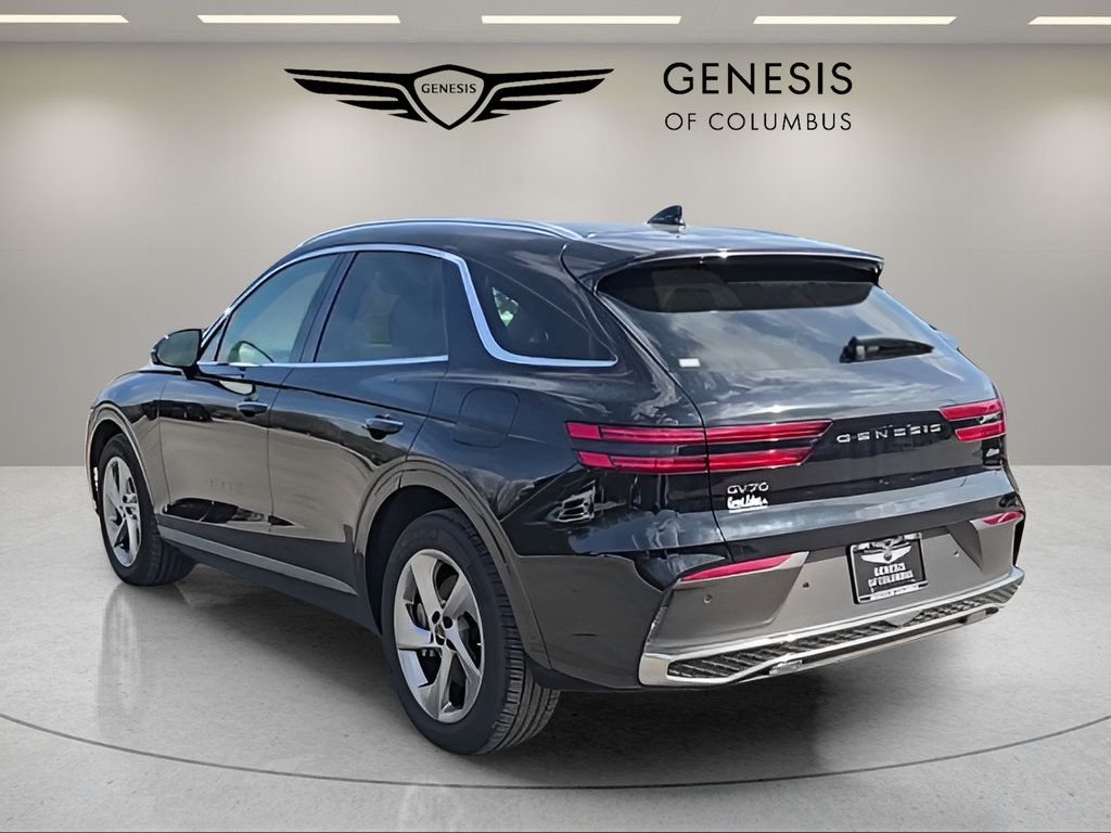 Used 2026 Genesis GV70 2.5T Advanced AWD/4WD image 3