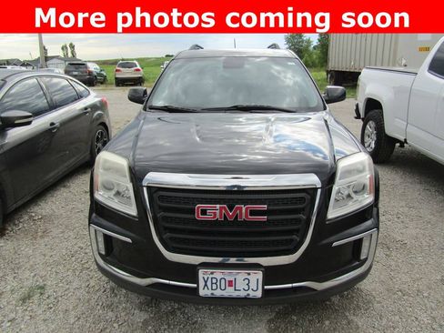 Used 2017 GMC Terrain SLE w/ Convenience Package FWD image 8