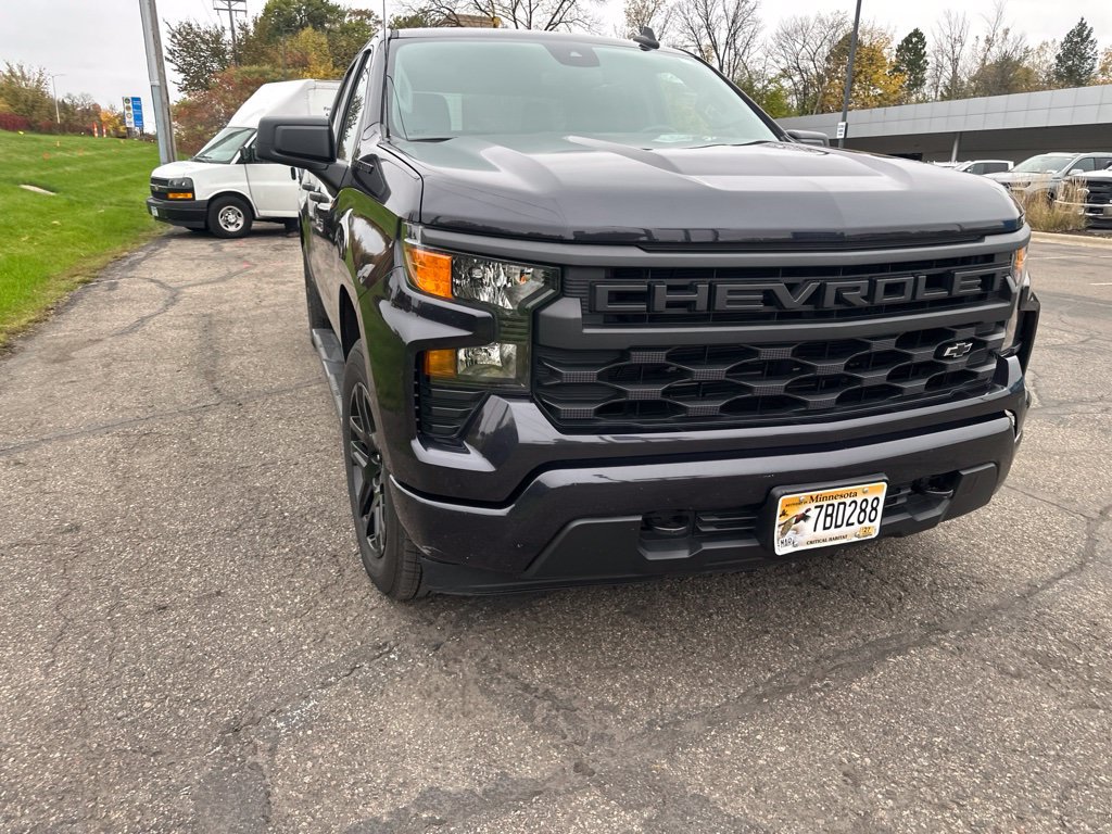 Used 2023 Chevrolet Silverado 1500 Custom w/ LPO, Dark Essentials Package AWD/4WD image 7