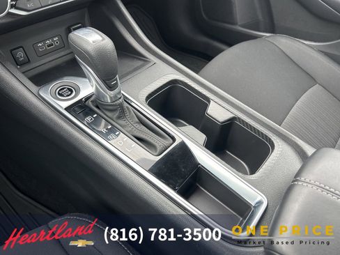 Used 2024 Nissan Sentra SV image 33