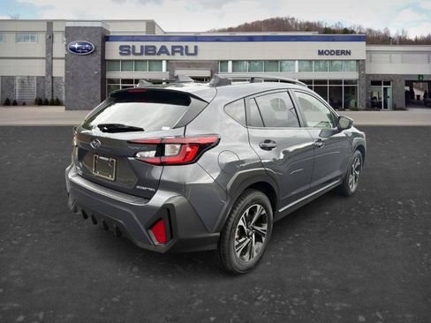 Used 2024 Subaru Crosstrek 2.0i Premium w/ Crosstrek Mirror Package AWD/4WD image 5
