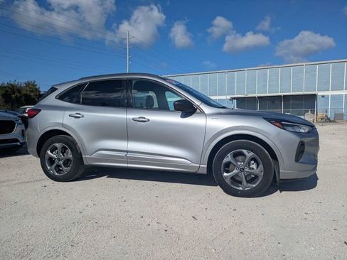 Used 2023 Ford Escape ST-Line AWD/4WD image 1