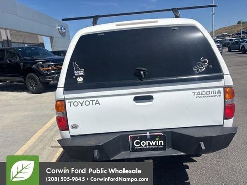 Used 2002 Toyota Tacoma PreRunner RWD image 6