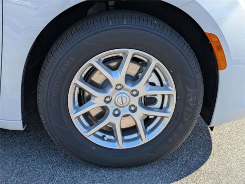 New 2026 Chrysler Voyager LX FWD image 12