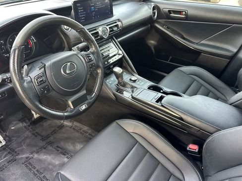 Used 2022 Lexus IS 350 F Sport w/ Dynamic Handling Package image 11