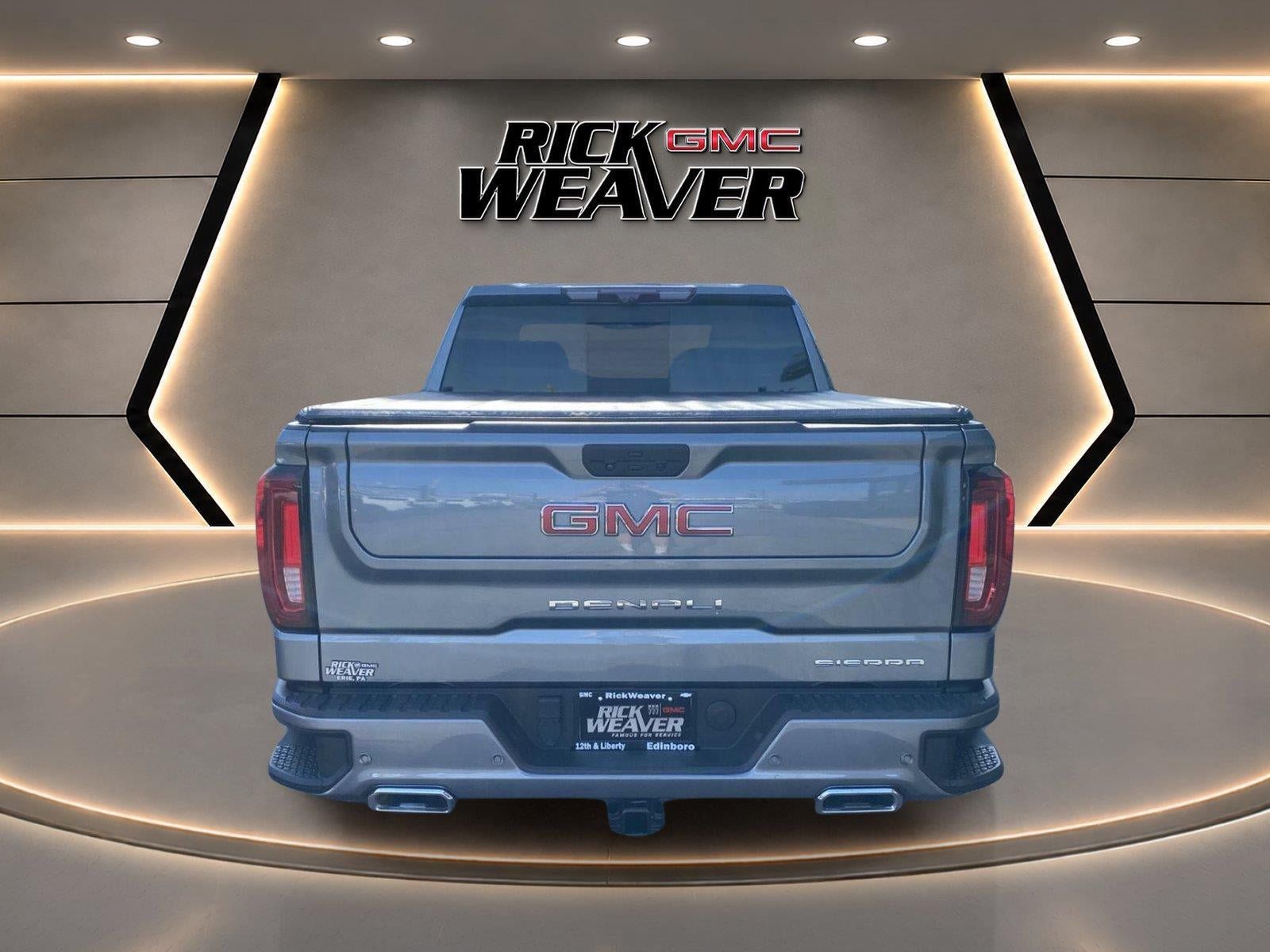 Used 2021 GMC Sierra 1500 Denali w/ Technology Package AWD/4WD image 5