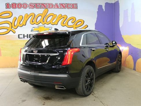 Used 2018 Cadillac XT5 Luxury w/ Driver Awareness Package AWD/4WD image 8