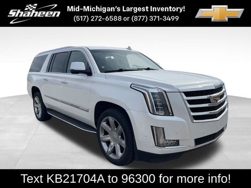 Used 2017 Cadillac Escalade ESV Luxury image 1