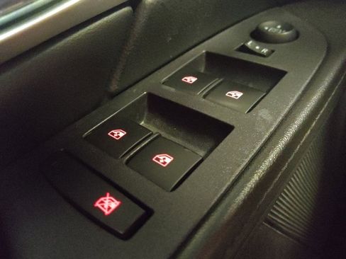 Used 2016 GMC Terrain SLE FWD image 27