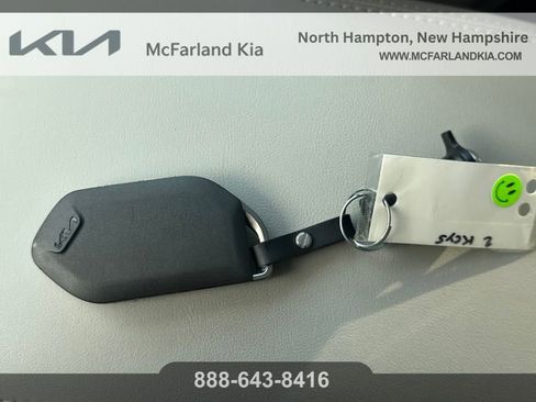 Used 2025 Kia Sorento SX image 32