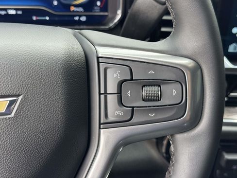 Used 2024 Chevrolet Silverado 2500 LTZ w/ LTZ Convenience Package AWD/4WD image 12