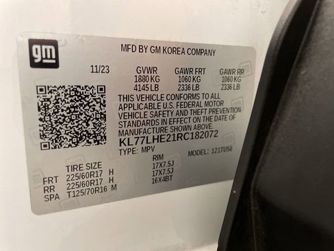 Used 2024 Chevrolet Trax LT w/ Driver Confidence Package FWD image 30
