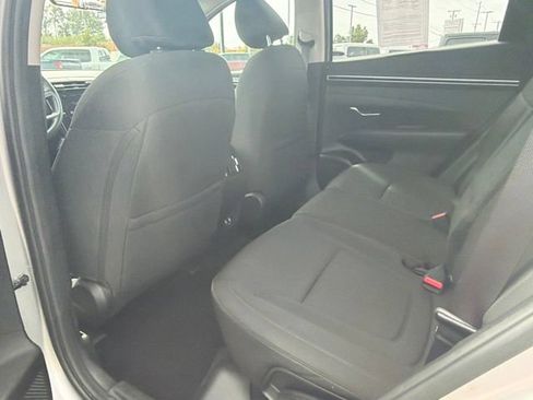 Used 2023 Hyundai Tucson SEL AWD/4WD image 16