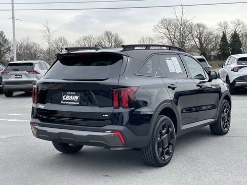 Certified 2025 Kia Sorento SX image 7