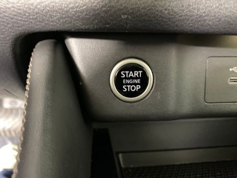 Used 2021 Nissan Rogue SL image 21