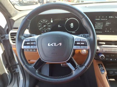 Used 2023 Kia Telluride SX Prestige X-Line AWD/4WD image 17