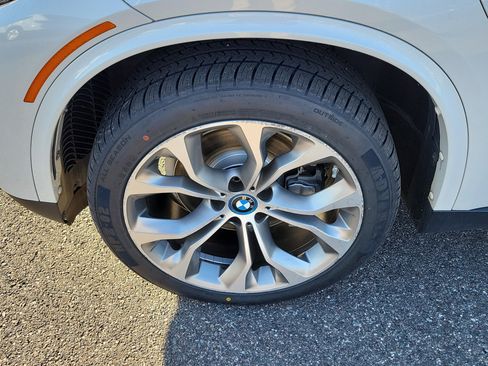 Used 2018 BMW X5 xDrive40e image 41