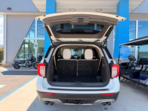 Used 2020 Ford Explorer Platinum w/ Premium Technology Package AWD/4WD image 56