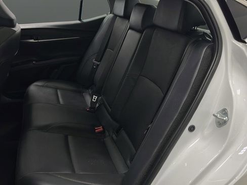 Used 2025 Toyota Camry XLE image 24