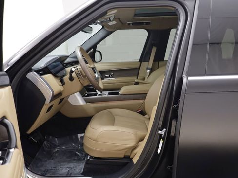 Certified 2025 Land Rover Range Rover Long Wheelbase Autobiography AWD/4WD image 5