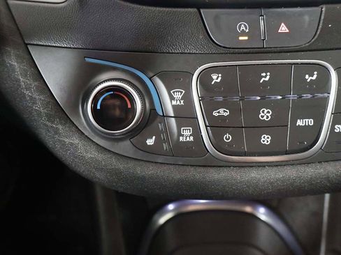 Used 2023 Chevrolet Malibu LT FWD image 42