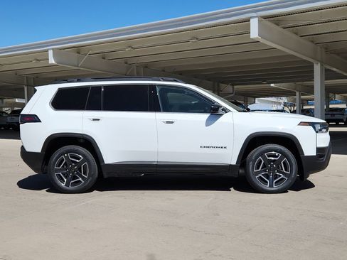 New 2026 Jeep Cherokee Limited image 2