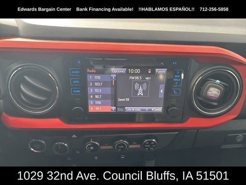 Used 2016 Toyota Tacoma SR image 19