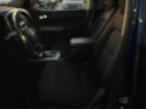 Used 2020 Chevrolet Colorado LT w/ LT Convenience Package image 15