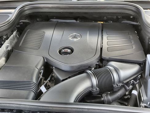 Used 2024 Mercedes-Benz GLE 350 4MATIC image 31