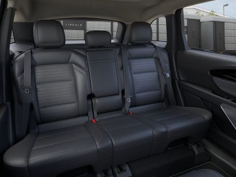 New 2026 Lincoln Nautilus Reserve image 11