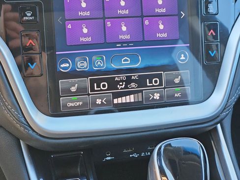 Used 2020 Subaru Outback Limited image 28