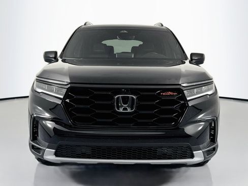 Certified 2025 Honda Pilot TrailSport image 2